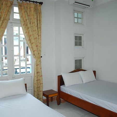 Volga Hotel Hue Exterior photo