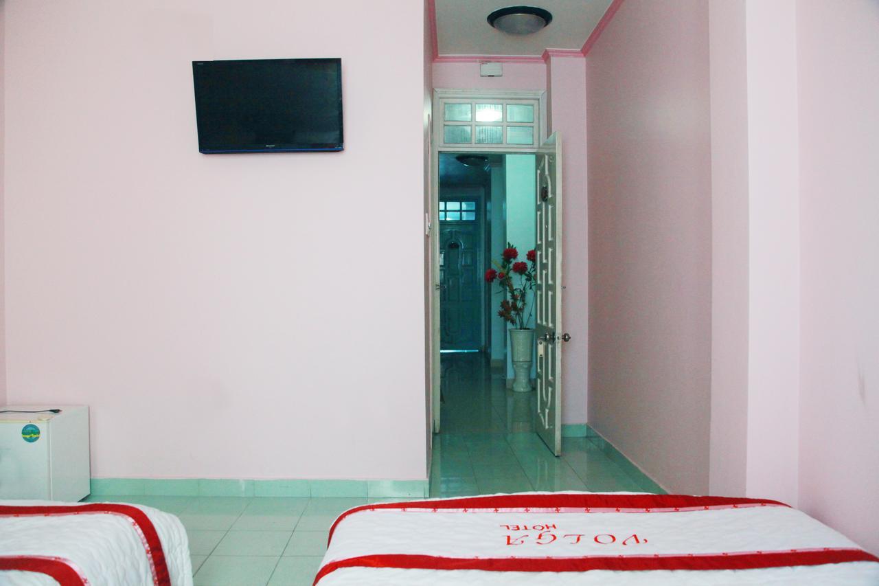 Volga Hotel Hue Exterior photo